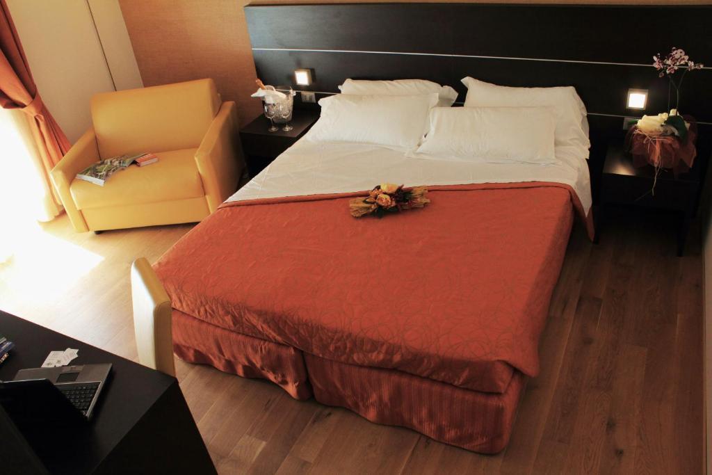 Hotel Rioverde Pralormo Værelse billede